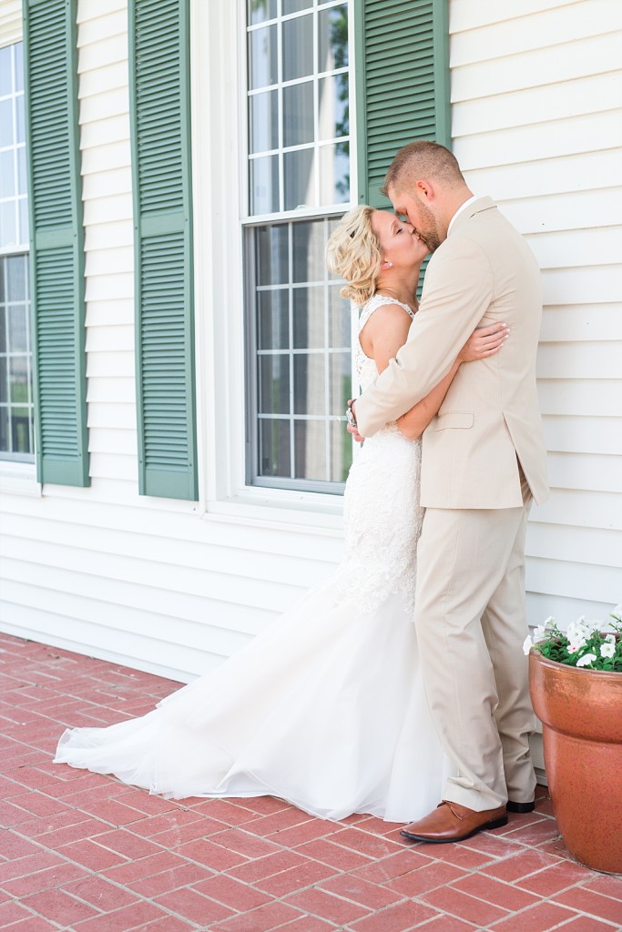 The Journey Home Summer Wedding in Kansas_0035