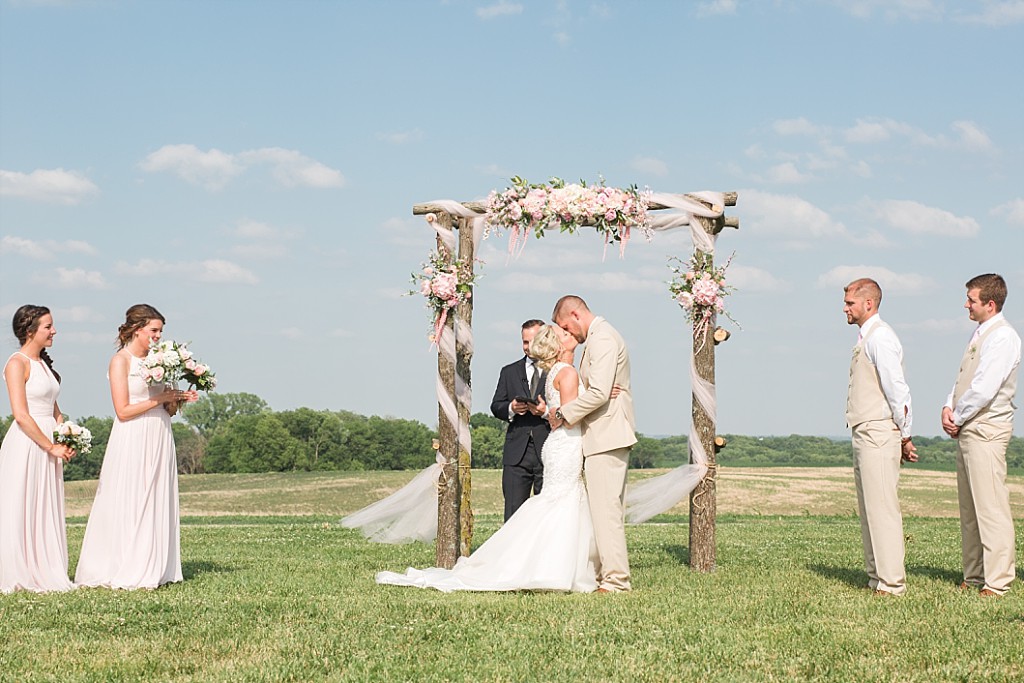 The Journey Home Summer Wedding in Kansas_0058