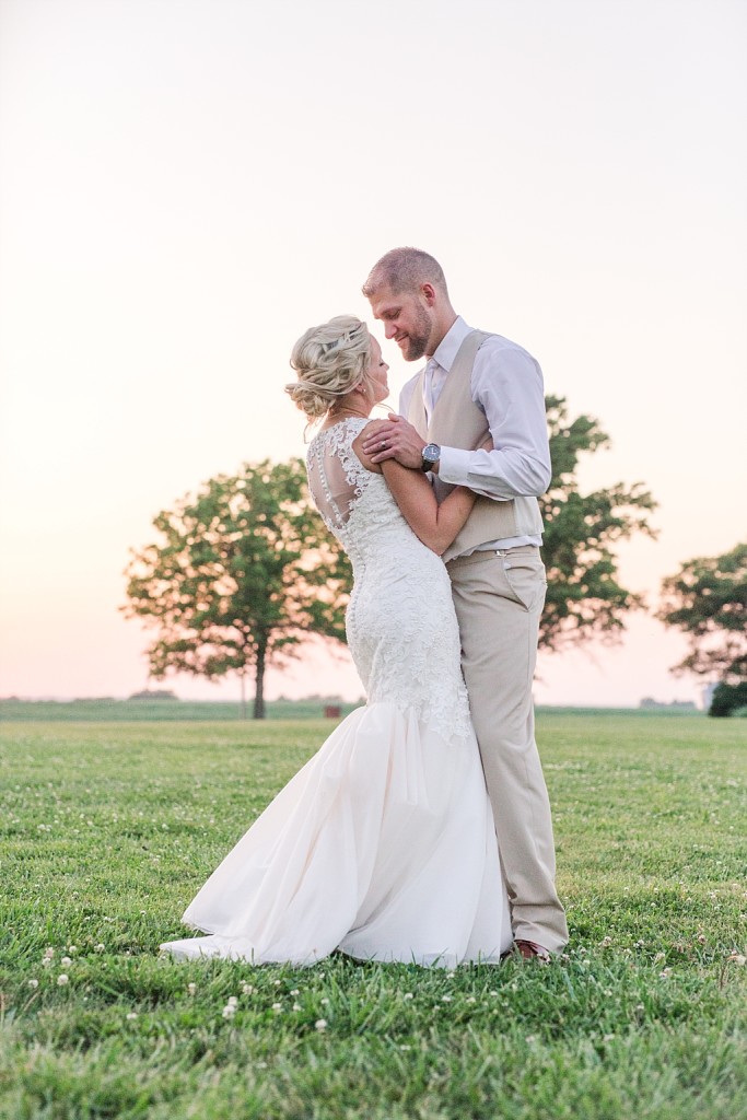 The Journey Home Summer Wedding in Kansas_0074