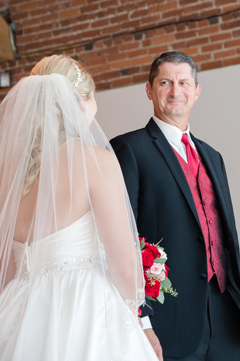 Downtown Kansas City Summer Wedding_0024