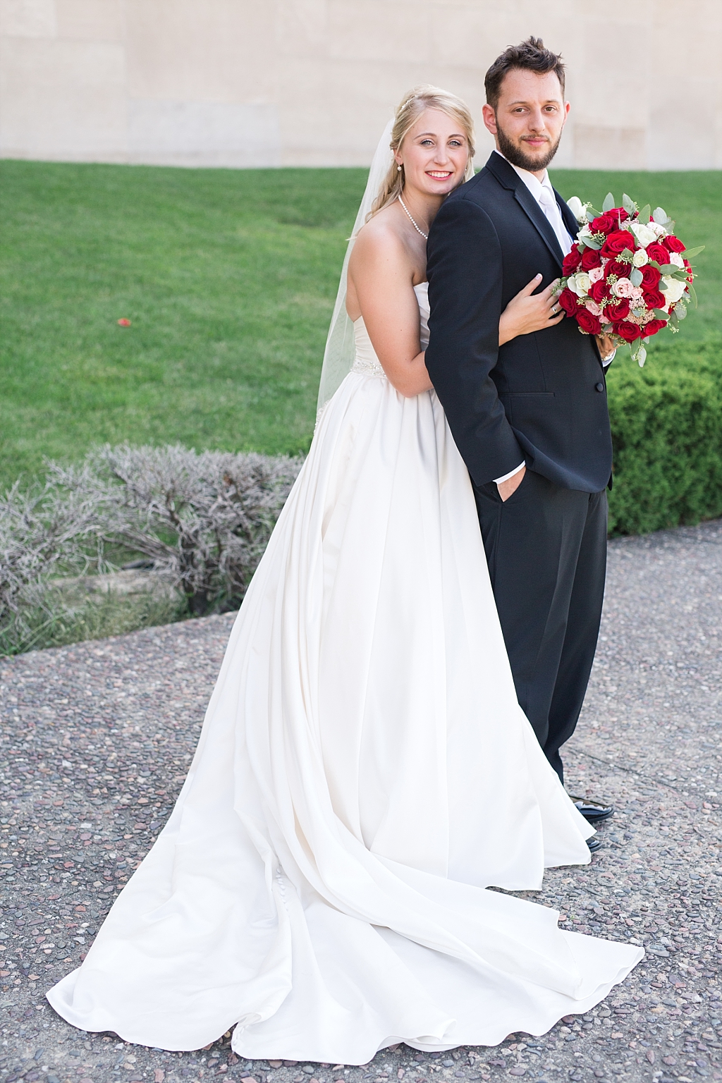 Downtown Kansas City Summer Wedding_0033