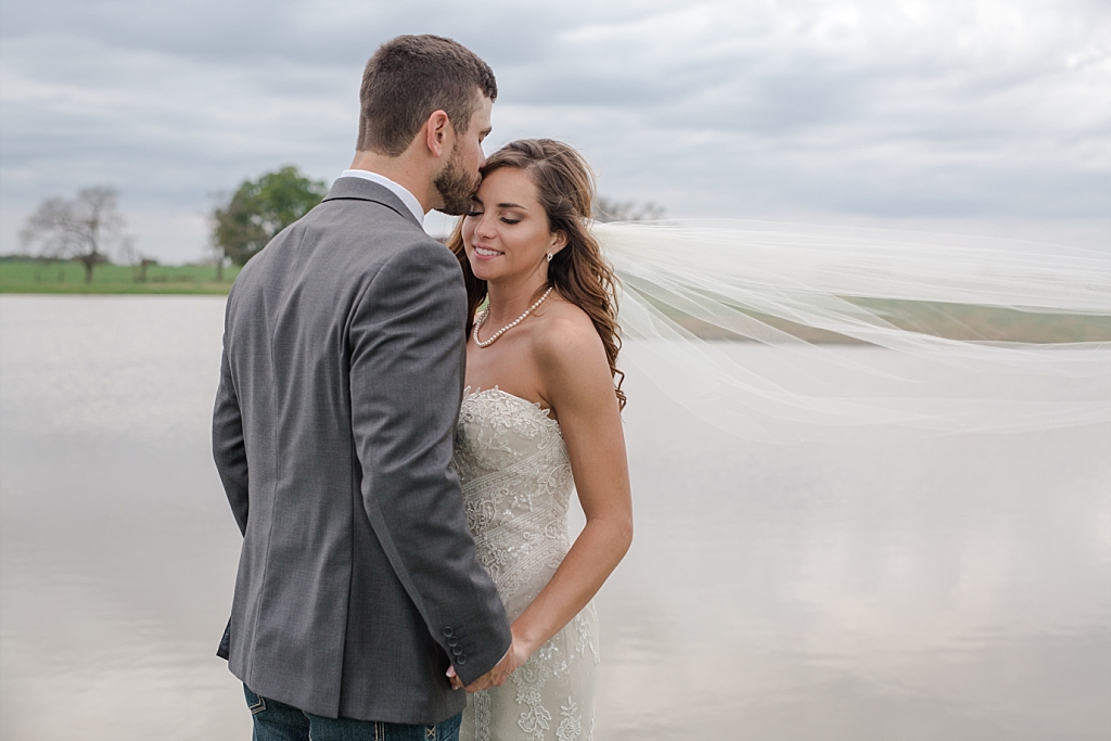 FallKnobNosterBarnWedding_0082